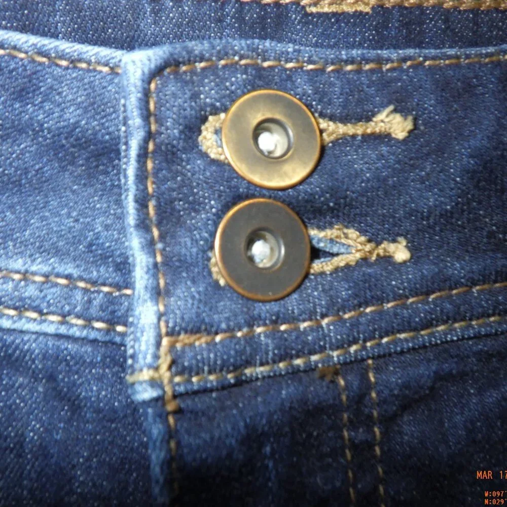 JCP Supersoft Premium Denim Bootcut Jeans Size 30/10 - Picture 6 of 6